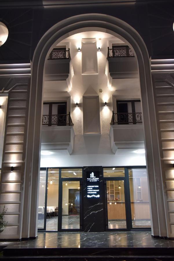 Hotel Lubjana Дуррес Екстер'єр фото