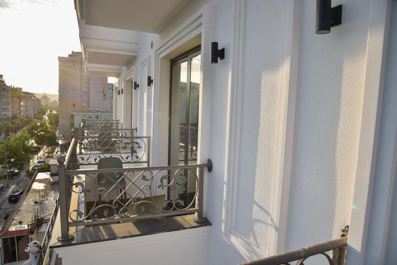 Hotel Lubjana Дуррес Екстер'єр фото