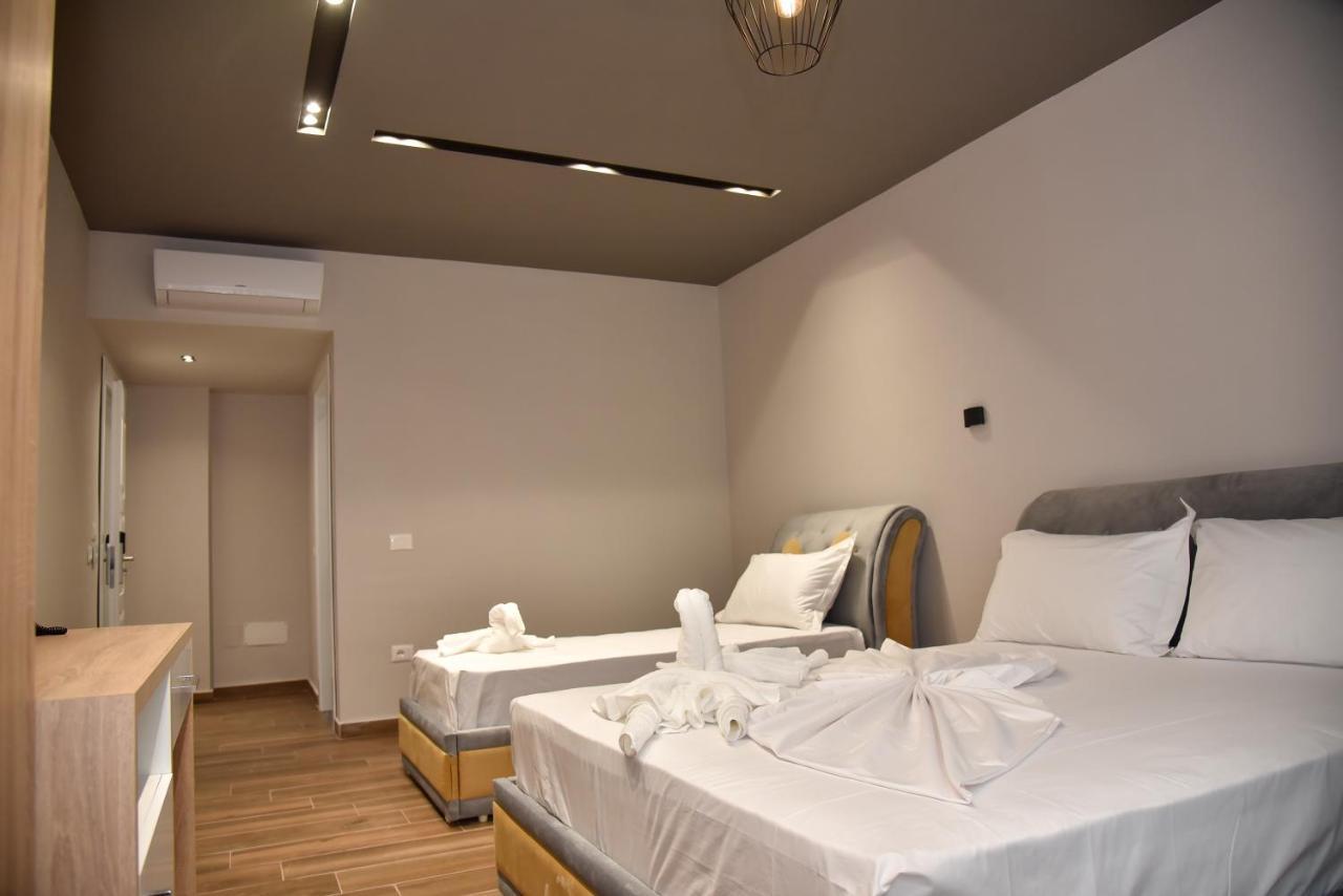 Hotel Lubjana Дуррес Екстер'єр фото