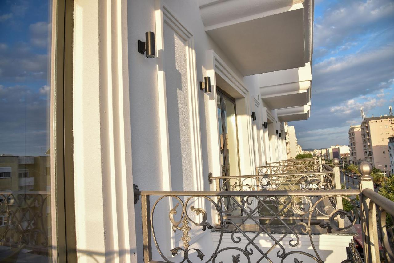 Hotel Lubjana Дуррес Екстер'єр фото